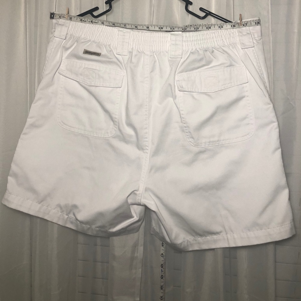 Weekender® Trader cargo shorts